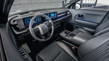 طرح أول سيارة BMW M3 هجينة في تاريخها طرح أول سيارة BMW M3 هجينة في تاريخها