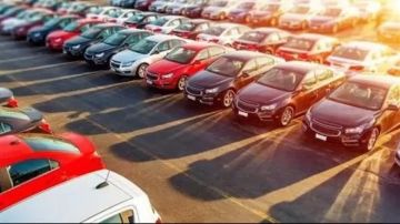 حقيقة زيادة الرسوم الجمركية على السيارات حقيقة زيادة الرسوم الجمركية على السيارات