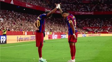 بـ هاتريك رافينيا .. برشلونة يقلب تأخره أمام إشبيلية ويعزز صدارته للدوري الإسباني