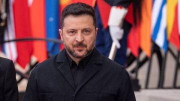 زيلينسكي: ويتكوف وكوشنر أعادا إطلاق العملية التفاوضية بعد توقف طويل زيلينسكي: ويتكوف وكوشنر أعادا إطلاق العملية التفاوضية بعد توقف طويل