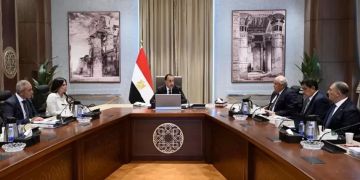 رئيس الوزراء يتابع جهود تنمية وتطوير الساحل الشمالي الغربي رئيس الوزراء يتابع جهود تنمية وتطوير الساحل الشمالي الغربي