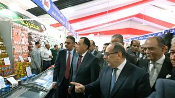 رئيس الوزراء يفتتح المعرض الرئيسي لـ أهلا مدارس بمحافظة الجيزة