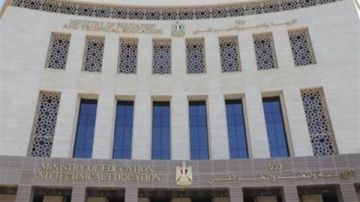 انتصار بعد سنوات من الانتظار .. التعليم تبدأ تقنين أوضاع المعلمين فوق 45 عاما انتصار بعد سنوات من الانتظار .. التعليم تبدأ تقنين أوضاع المعلمين فوق 45 عاما