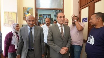 استعدادا للدراسة.. محافظ أسيوط يتابع جاهزية المدارس ويكشف تفاصيل خطة التطوير استعدادا للدراسة.. محافظ أسيوط يتابع جاهزية المدارس ويكشف تفاصيل خطة التطوير