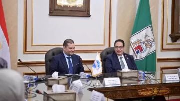 جامعة القاهرة وهيئة التأمين الصحي توقعان تعاون لإتاحة خدمات أبو الريش الياباني للمنتفعين بالمنظومة جامعة القاهرة وهيئة التأمين الصحي توقعان تعاون لإتاحة خدمات أبو الريش الياباني للمنتفعين بالمنظومة