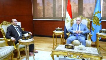 محافظ الغربية يؤكد دعم جامعة سمنود التكنولوجية باعتبارها صرحا تعليميا محافظ الغربية يؤكد دعم جامعة سمنود التكنولوجية باعتبارها صرحا تعليميا