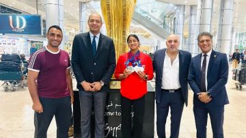 وزارة الشباب والرياضة تستقبل فريدة أبوهاشم بعد إنجازها العالمي وزارة الشباب والرياضة تستقبل فريدة أبوهاشم بعد إنجازها العالمي
