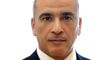 قرار جمهوري بتجديد تعيين علاء قاسم أمينا لمجلس الوزراء قرار جمهوري بتجديد تعيين علاء قاسم أمينا لمجلس الوزراء