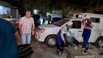 إزالة مبنى حديث مقام على أملاك الدولة بمساحة 150 مترا بالغردقة إزالة مبنى حديث مقام على أملاك الدولة بمساحة 150 مترا بالغردقة