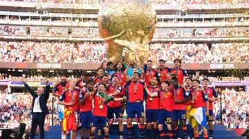 إسبانيا تفوز على إنجلترا 3-2 في مباراة مثيرة بدوري الأمم الأوروبية إسبانيا تفوز على إنجلترا 3-2 في مباراة مثيرة بدوري الأمم الأوروبية