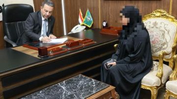 جبر الخواطر.. محافظ المنوفية يلتقي بعدد من المواطنين جبر الخواطر.. محافظ المنوفية يلتقي بعدد من المواطنين