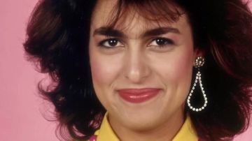 أيقونة الجيل.. سيمون تستعيد ذكريات نجاح أغانيها مع تريند الثمانينيات أيقونة الجيل.. سيمون تستعيد ذكريات نجاح أغانيها مع تريند الثمانينيات