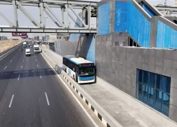 بدء تشغيل المرحلة الثانية للأتوبيس الترددي السريع (BRT) وتوافد المواطنين على محطاتها بدء تشغيل المرحلة الثانية للأتوبيس الترددي السريع (BRT) وتوافد المواطنين على محطاتها