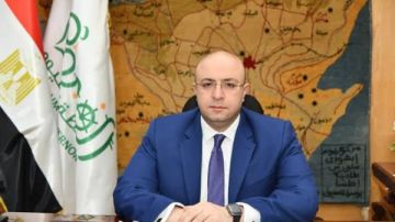 محافظ الفيوم يفتتح موسم جني القطن بأحد الحقول الزراعية بسنورس محافظ الفيوم يفتتح موسم جني القطن بأحد الحقول الزراعية بسنورس
