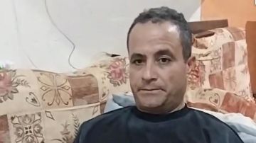 محافظ مطروح يوقف عاملة بمدرسة عن العمل 3 أشهر في واقعة التعدي على مدير المدرسة محافظ مطروح يوقف عاملة بمدرسة عن العمل 3 أشهر في واقعة التعدي على مدير المدرسة