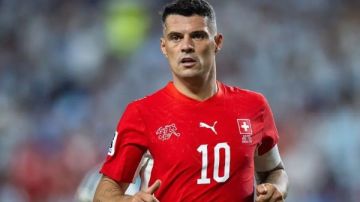 بسبب تزوير تطعيم كوفيد.. استبعاد قائد منتخب سويسرا من القائمة بسبب تزوير تطعيم كوفيد.. استبعاد قائد منتخب سويسرا من القائمة