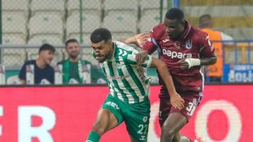بمشاركة مصطفى محمد.. كونيا سبور وقاسم باشا يتعادلان سلبيا بالدوري التركي بمشاركة مصطفى محمد.. كونيا سبور وقاسم باشا يتعادلان سلبيا بالدوري التركي