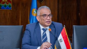 رئيس جامعة طنطا: بناء الوعي مسئولية وطنية.. ومواجهة الشائعات تكون بالمعلومة الموثوقة والحوار مع الشباب رئيس جامعة طنطا: بناء الوعي مسئولية وطنية.. ومواجهة الشائعات تكون بالمعلومة الموثوقة والحوار مع الشباب