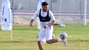 محمود بنتايك: الفريق يؤدي على قلب رجل واحد.. وجمهور الزمالك رقم واحد