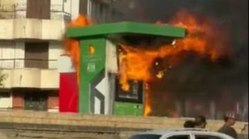 ماس كهربائي وراء حريق ماكينة ATM في العبور ماس كهربائي وراء حريق ماكينة ATM في العبور