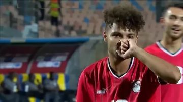 مصطفى سعد ميسي: المنافسة على الدوري ستكون ثلاثية فقط مصطفى سعد ميسي: المنافسة على الدوري ستكون ثلاثية فقط
