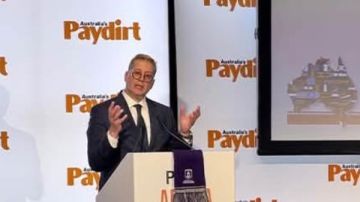 البترول: نعمل على إعداد خرائط للثروات المعدنية والمسح الجوي لمصر البترول: نعمل على إعداد خرائط للثروات المعدنية والمسح الجوي لمصر