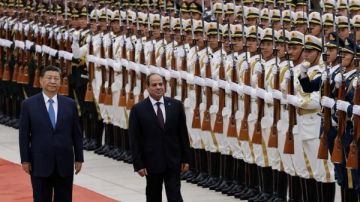 الرئيس الصيني: إطلاق مسيرة جديدة للعلاقات المصرية الصينية بعد 70 عاما من التعاون الرئيس الصيني: إطلاق مسيرة جديدة للعلاقات المصرية الصينية بعد 70 عاما من التعاون