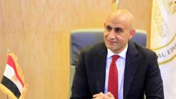 قرار جديد من التعليم بشأن استفسارات ومشكلات المعلمين.. اعرف التفاصيل قرار جديد من التعليم بشأن استفسارات ومشكلات المعلمين.. اعرف التفاصيل
