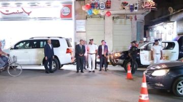 مدير أمن دمياط يقود حملة مرورية ليلية بميدان الساعة مدير أمن دمياط يقود حملة مرورية ليلية بميدان الساعة