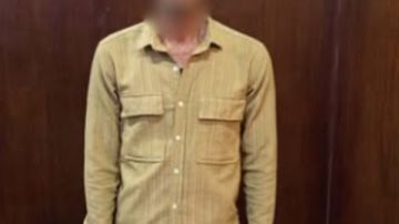 بعد تداول فيديو الواقعة.. ضبط عامل بتهمة التحرش بسيدة داخل سيارة أجرة بالقاهرة بعد تداول فيديو الواقعة.. ضبط عامل بتهمة التحرش بسيدة داخل سيارة أجرة بالقاهرة