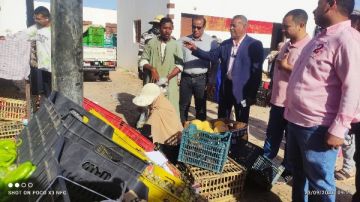 رئيس مركز بلاط بالوادي الجديد يتابع السوق الحضاري رئيس مركز بلاط بالوادي الجديد يتابع السوق الحضاري