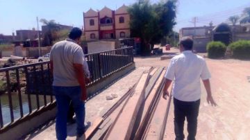 سوهاج.. تواصل الأعمال النهائية بكوبري البلابيش بحري تمهيدا لافتتاحه سوهاج.. تواصل الأعمال النهائية بكوبري البلابيش بحري تمهيدا لافتتاحه
