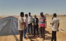 بعد توقف 5 سنوات.. عودة أعمال الأسفلت بطريق الداخلة الخارجة بالوادي الجديد