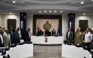 محافظ أسوان يدعو أعضاء المجلس التنفيذى للوقوف دقيقة حداد على روح معلمة بإدفو