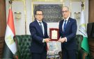 محافظ الجيزة يستقبل سفير أوزبكستان لبحث فرص التعاون المشترك