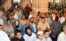 الأزهر للفتوى: لا حرج في أداء ركعتين سنة تحية المسجد أثناء خطبة الجمعة - eg