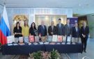 إهداء 150 كتابا من المركز الثقافي الروسي إلى مكتبة الإسكندرية