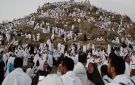انطلاق الموسم رسميا .. الشركات تبدأ اليوم تلقي و تسجيل طلبات الراغبين بالحجز في برامج الحج السياحي