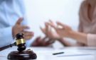  هل حكم النفقة يمنع عمل التوكيلات؟ .. عضو مجلس نقابة المحامين يوضح