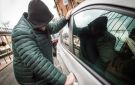 تحت تهديد السلاح.. ملابسات استيلاء 3 أشخاص على سيارة مواطن بـ 6 أكتوبر