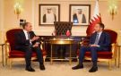 وزير الخارجية يبحث مع رئيس وزراء قطر العلاقات الثنائية والأوضاع الإقليمية