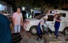 استجابة لشكاوى أهالي شارع المدارس.. جبر يرفع إشغالات كافيه ويواجه 6 ورش حرفية غير مرخصة