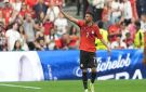 ضربة جديدة للفراعنة.. تريزيجيه يغيب شهرا بعد إصابته بمزق في الخلفية - eg