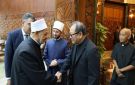 وزير الأوقاف يصطحب الوفد الفلبيني للقاء الإمام الأكبر شيخ الأزهر الشريف