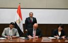 رئيس الوزراء يشهد توقيع مذكرة تفاهم لإقامة قاعدة لتخطيط وإنشاء مصانع السيارات ووسائل النقل المختلفة في مصر