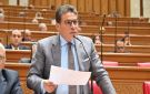 وكيل تشريعية النواب يقترح منظومة وطنية للزي المدرسي المصري