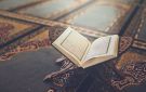 حكم قراءة القرآن بسرعة أو أثناء الاستلقاء وعلى جنابة.. دار الإفتاء توضح