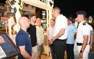 محافظ جنوب سيناء يتفقد خليج نعمة .. إقبال من مختلف الجنسيات وإشادة بمستوى الخدمات بشرم الشيخ