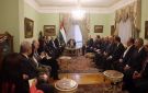 محمود عباس يلتقي نخبة من الإعلاميين ويؤكد: عدد متزايد من دول العالم اعترف بدولة فلسطين
