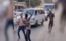 معركة بالسلاح الأبيض في وسط الشارع.. الأمن المصري يكشف تفاصيل فيديو مروع